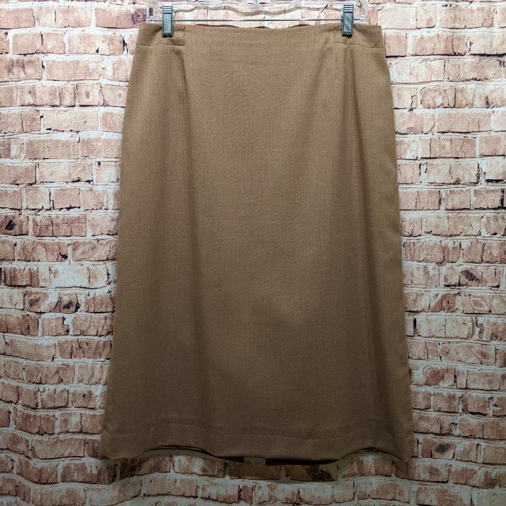 Liz Claiborne Liz Sport Skirt Camel Size 12